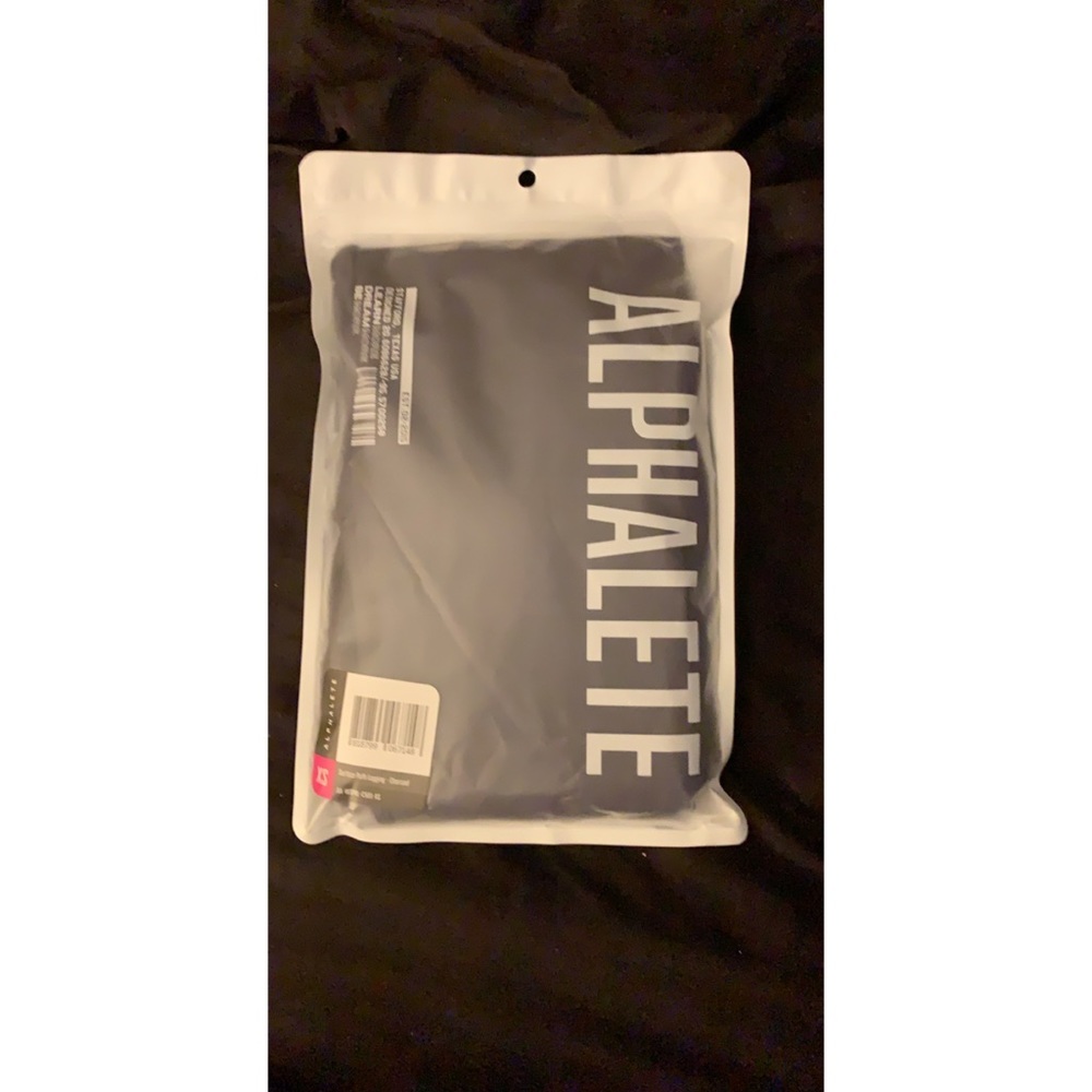 Alphalete surface path leggings brand new